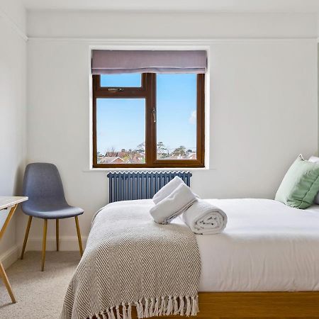 Pass The Keys Appletree Cottage - A Chic Seaside Home And Garden Whitstable Bagian luar foto