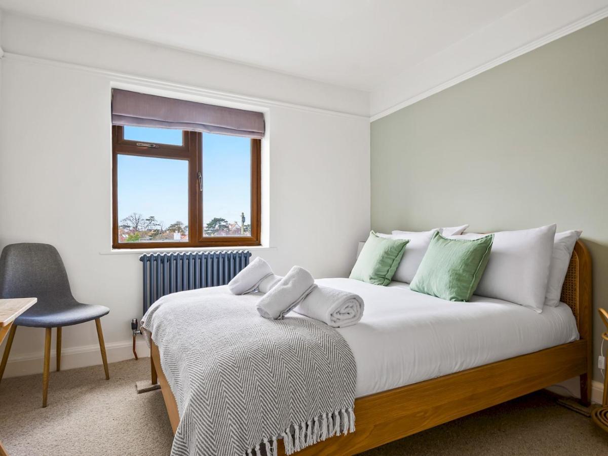 Pass The Keys Appletree Cottage - A Chic Seaside Home And Garden Whitstable Bagian luar foto