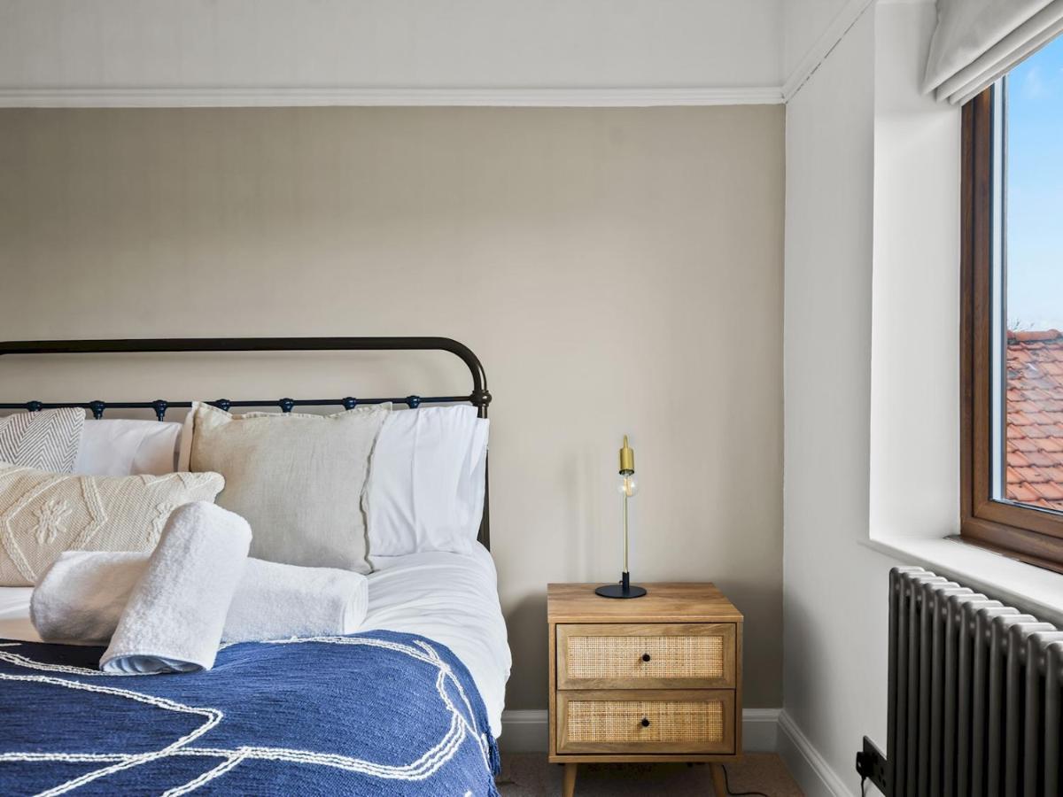 Pass The Keys Appletree Cottage - A Chic Seaside Home And Garden Whitstable Bagian luar foto