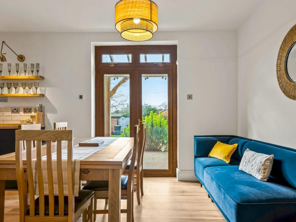 Pass The Keys Appletree Cottage - A Chic Seaside Home And Garden Whitstable Bagian luar foto